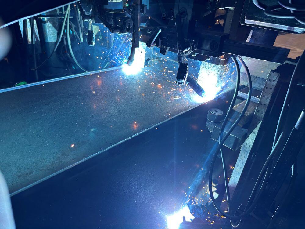 4-Seam Boom Welder