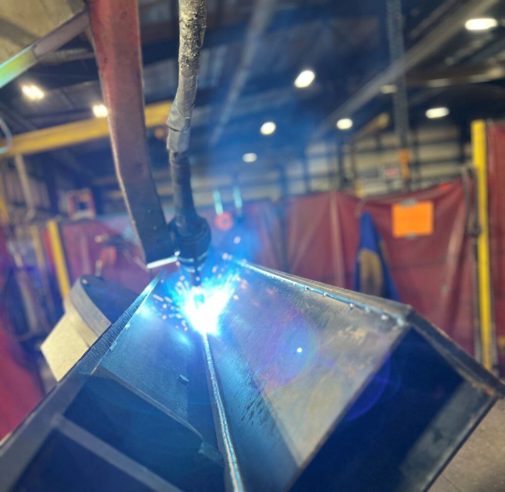 Robot Welder-1